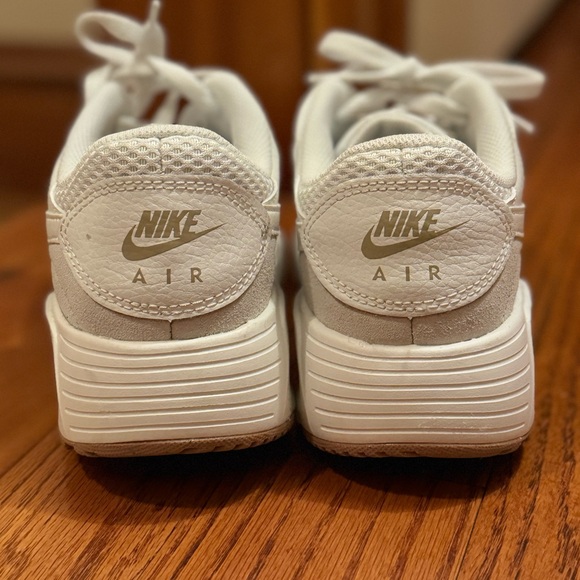 Nike Air Max SC in white/cream. Size 7 - Picture 3 of 5